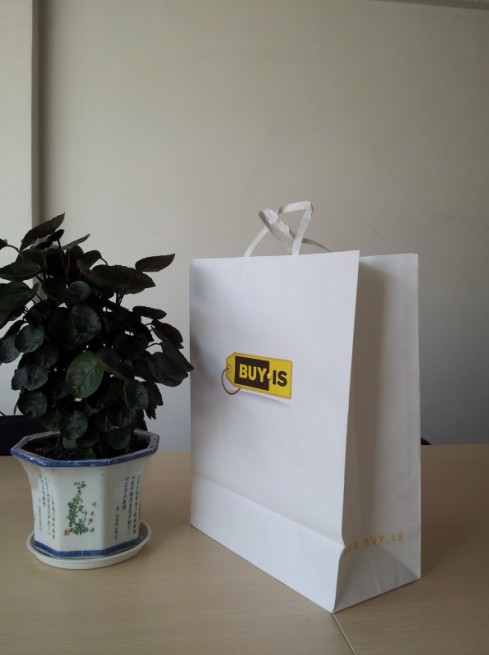 紙袋，白牛皮紙袋按需訂做，制作貼紙繩白牛皮紙袋