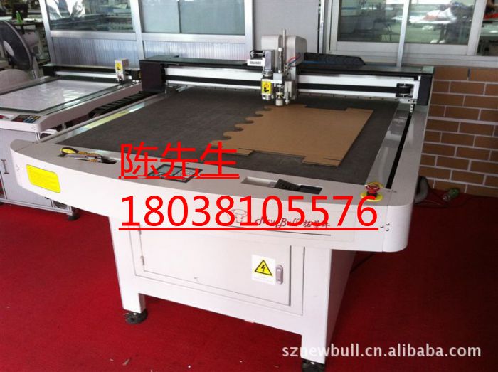 【供應(yīng)深圳】瓦楞紙箱電腦打樣機