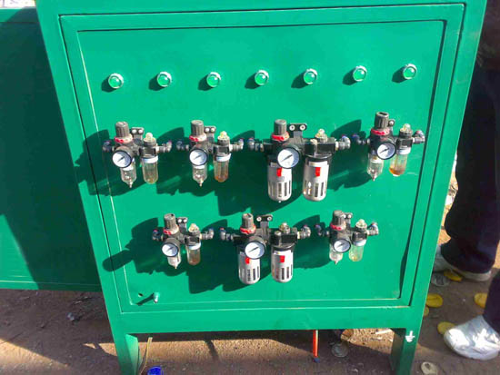 供應最好的易拉罐分切機產品