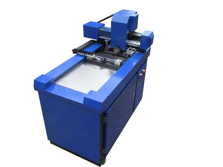 哪里能買到特價(jià)發(fā)光字?jǐn)?shù)控開槽機(jī)，長壽發(fā)光字?jǐn)?shù)控開槽機(jī)