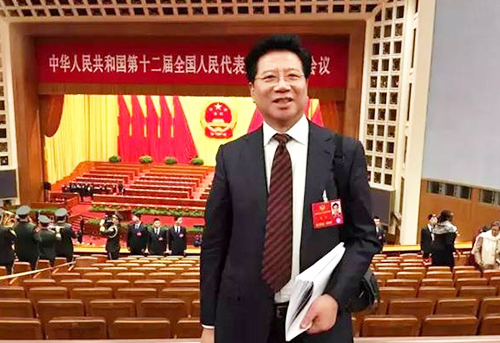 全國政協委員胡衛,整頓印刷